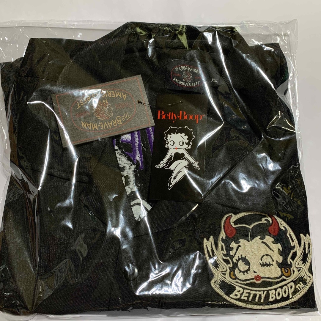 Betty Boop(ベティブープ)のブレイブマン ベティブープ 半袖 シャツ  2XL  新品未使用 メンズのトップス(シャツ)の商品写真