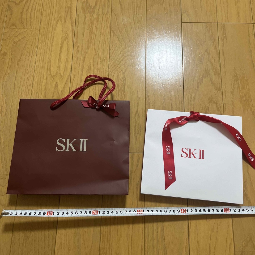 SK-II(エスケーツー)のsk-ii プレゼント用袋　紙袋 レディースのバッグ(ショップ袋)の商品写真