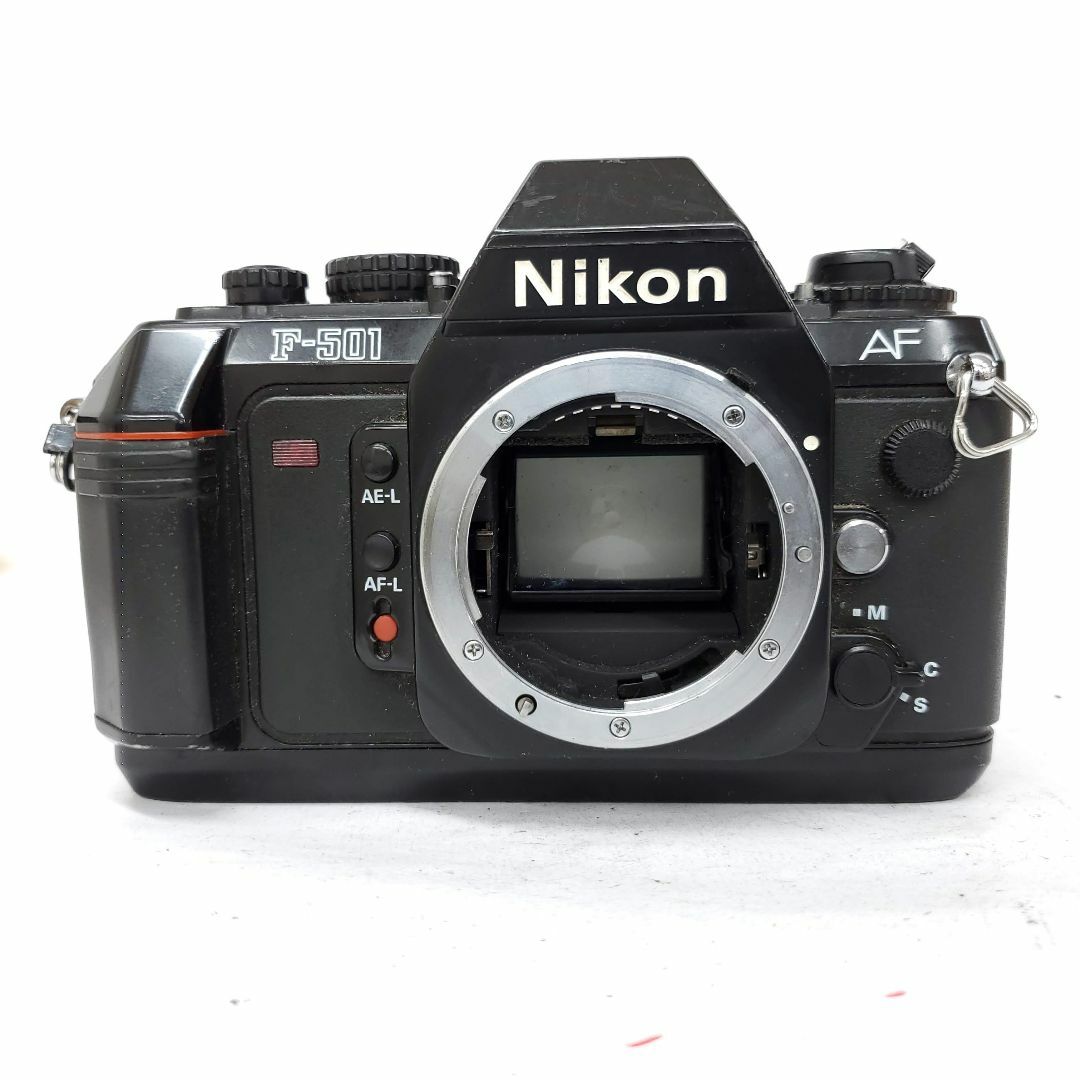 Nikon(ニコン)の【動作確認済】 Nikon F-501 d0805-12x p スマホ/家電/カメラのカメラ(フィルムカメラ)の商品写真