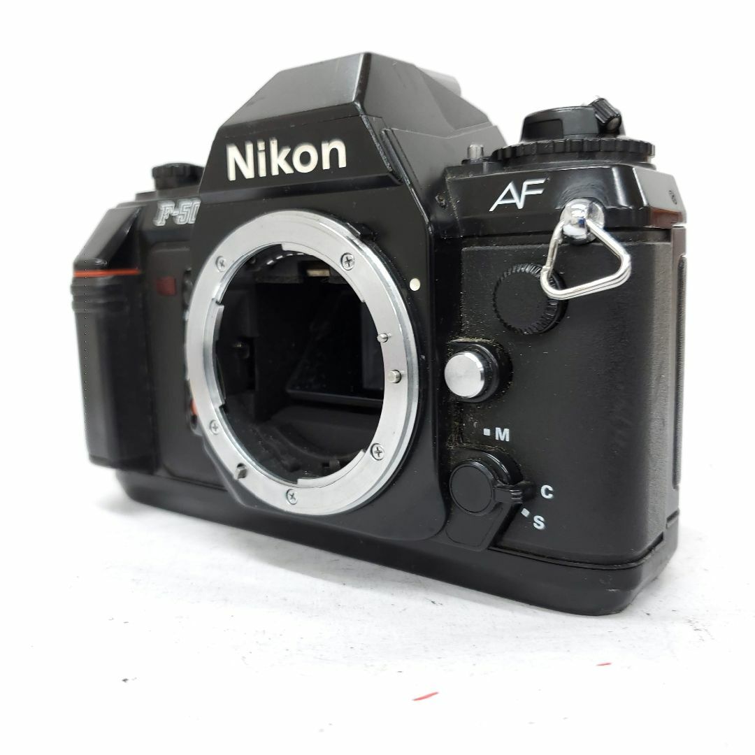 Nikon(ニコン)の【動作確認済】 Nikon F-501 d0805-12x p スマホ/家電/カメラのカメラ(フィルムカメラ)の商品写真