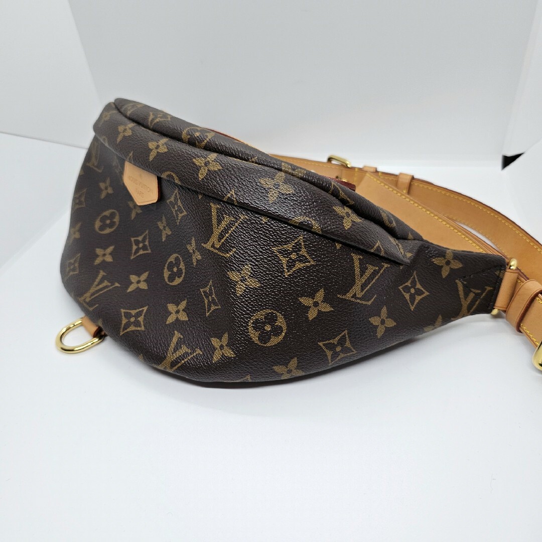 LOUIS VUITTON(ルイヴィトン)のLOUIS VUITTON モノグラム バムバッグ ウエストポーチ 完売品 メンズのバッグ(ボディーバッグ)の商品写真