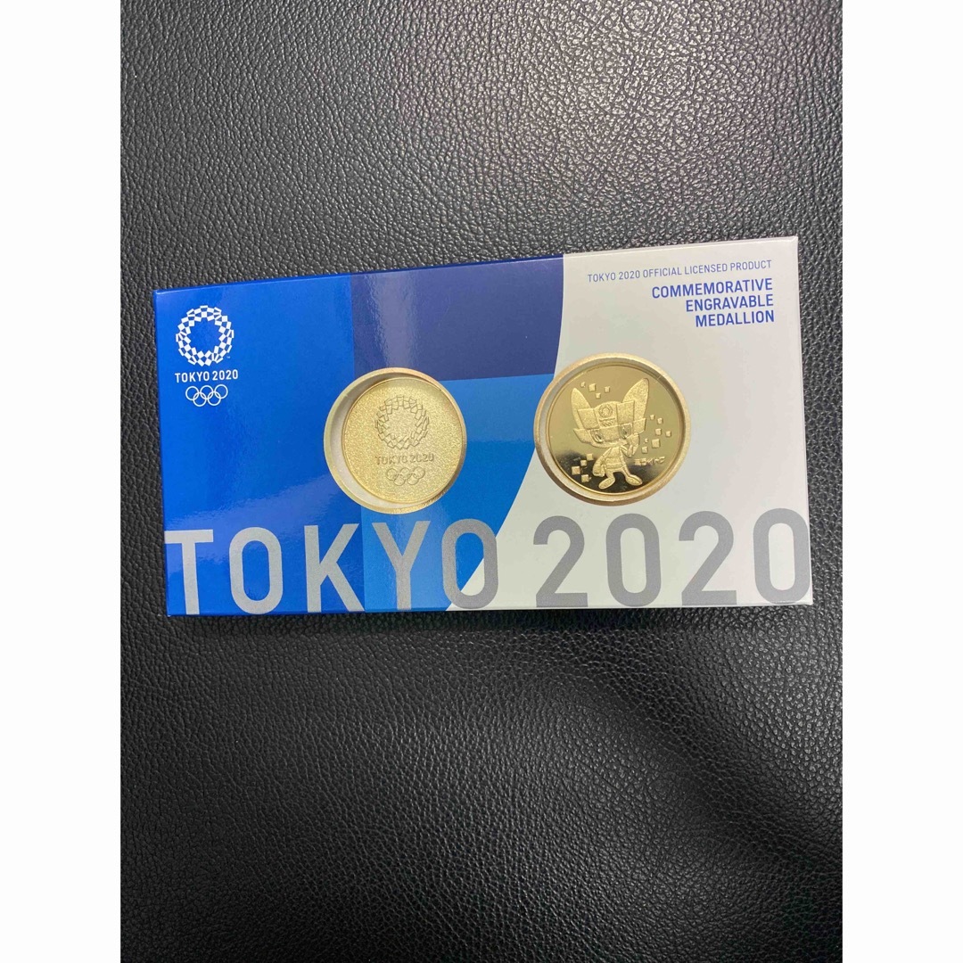 東京2020オリンピックエンブレム記念刻印メダリオンセットB スポーツ/アウトドアの野球(記念品/関連グッズ)の商品写真