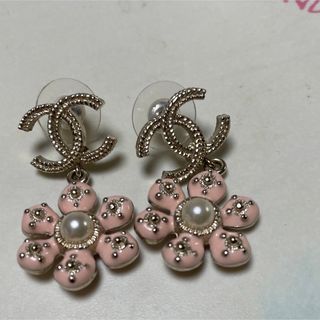 シャネル ピアスの通販 100点以上 | CHANELのハンドメイドを買うならラクマ