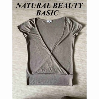 ナチュラルビューティーベーシック(NATURAL BEAUTY BASIC)のNATURAL BEAUTY BASIC レディース　トップス　Mサイズ(Tシャツ(半袖/袖なし))