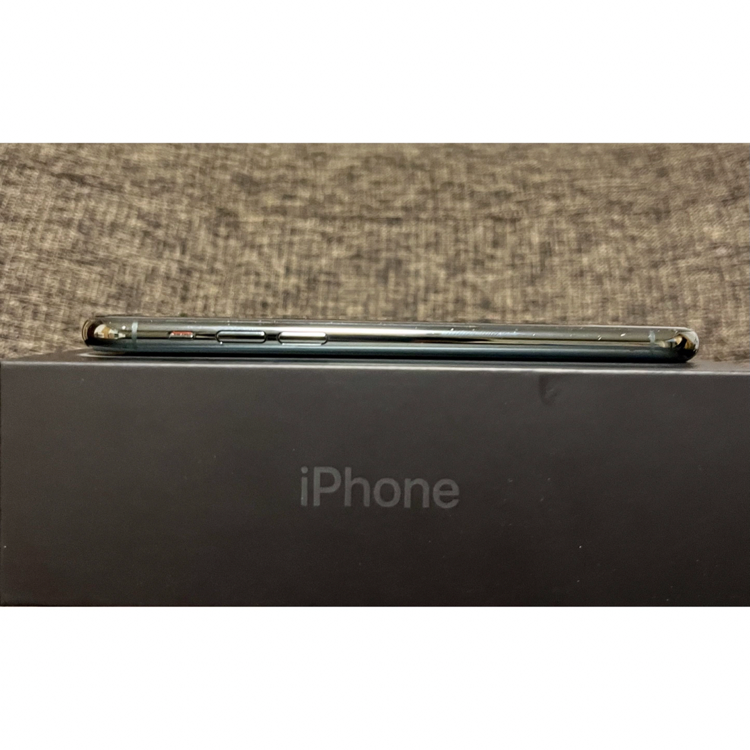iPhone 11 Pro ミッドナイトグリーン 256 GB SIMフリー iPhone 11 Pro ミッドナイトグリーン 256 GB SIMフリー