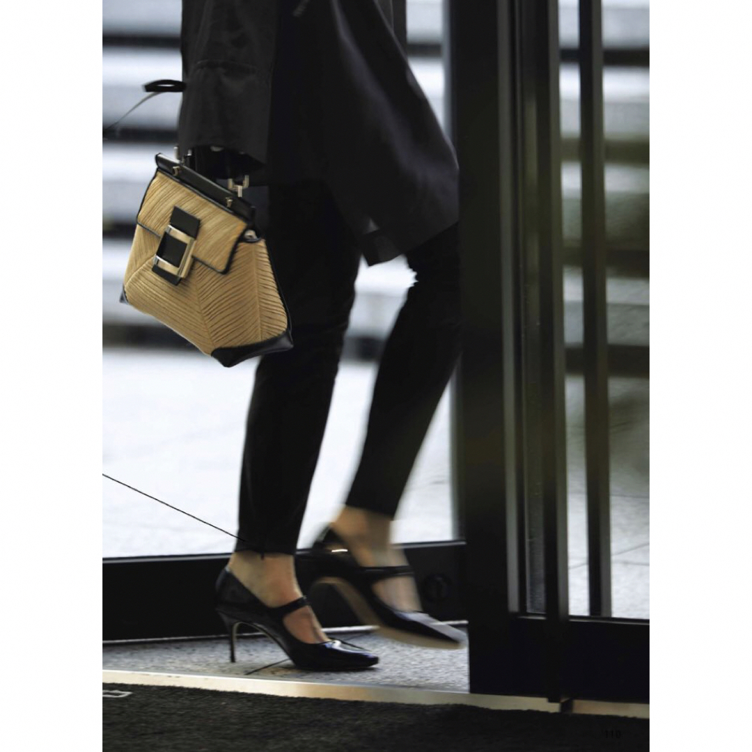 MANOLO BLAHNIK - マノロブラニク メリージェーン パンプス 9cmヒール