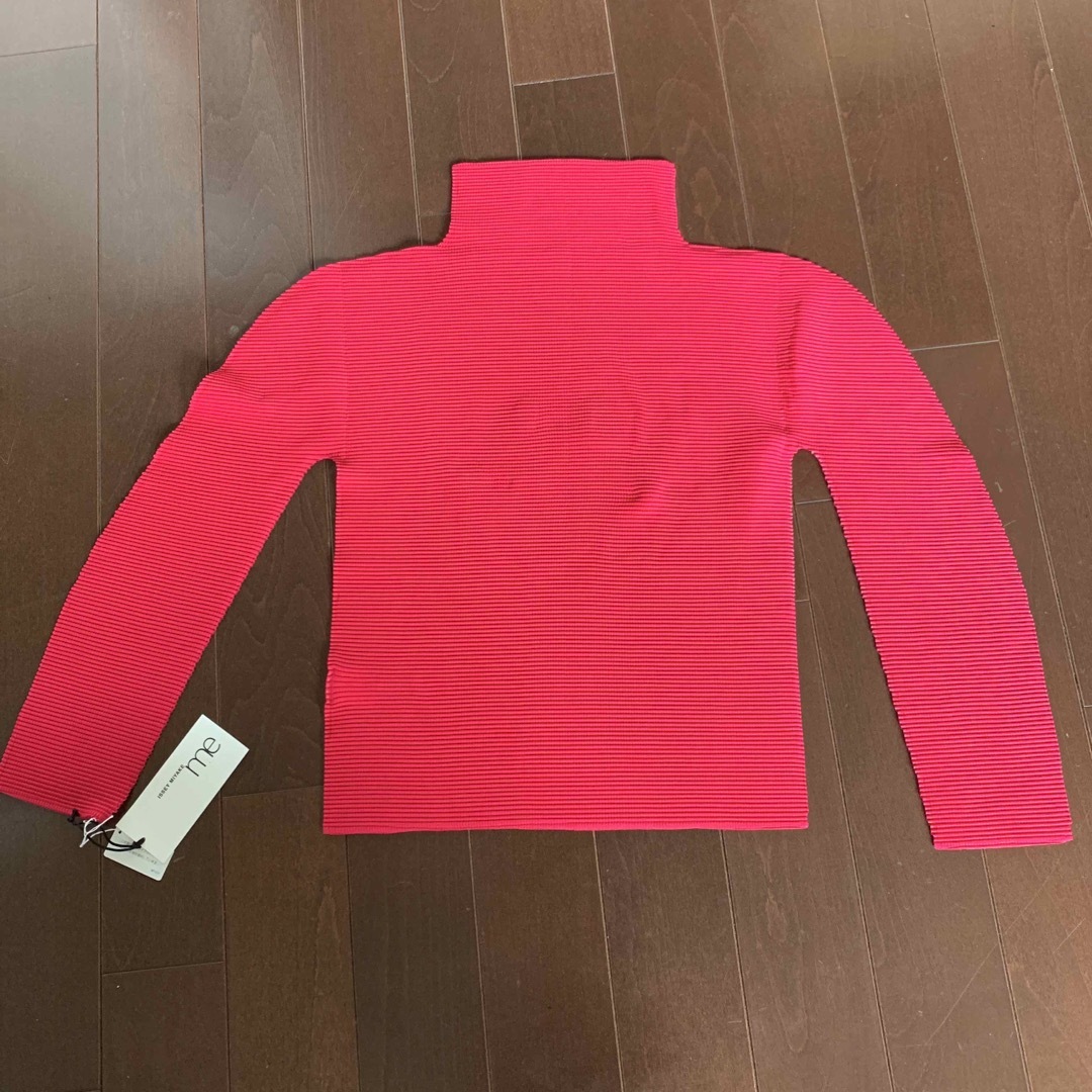 ISSEY MIYAKE - ミーバイイッセイミヤケ綺麗色のハイネックトップスの
