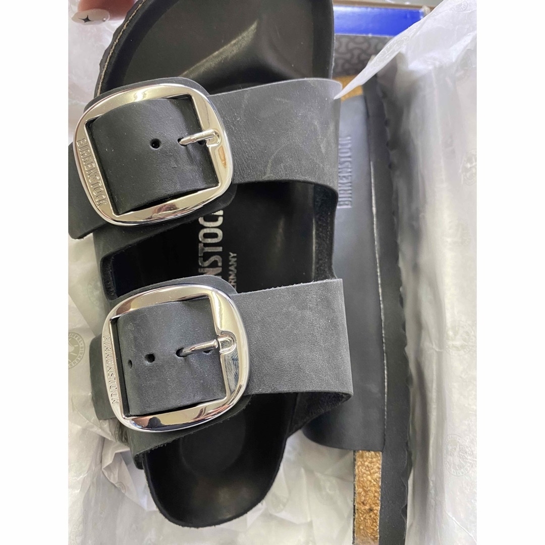 BIRKENSTOCK(ビルケンシュトック)のビルケンシュトック　アリゾナ　ビッグバックル　24cm レディースの靴/シューズ(サンダル)の商品写真