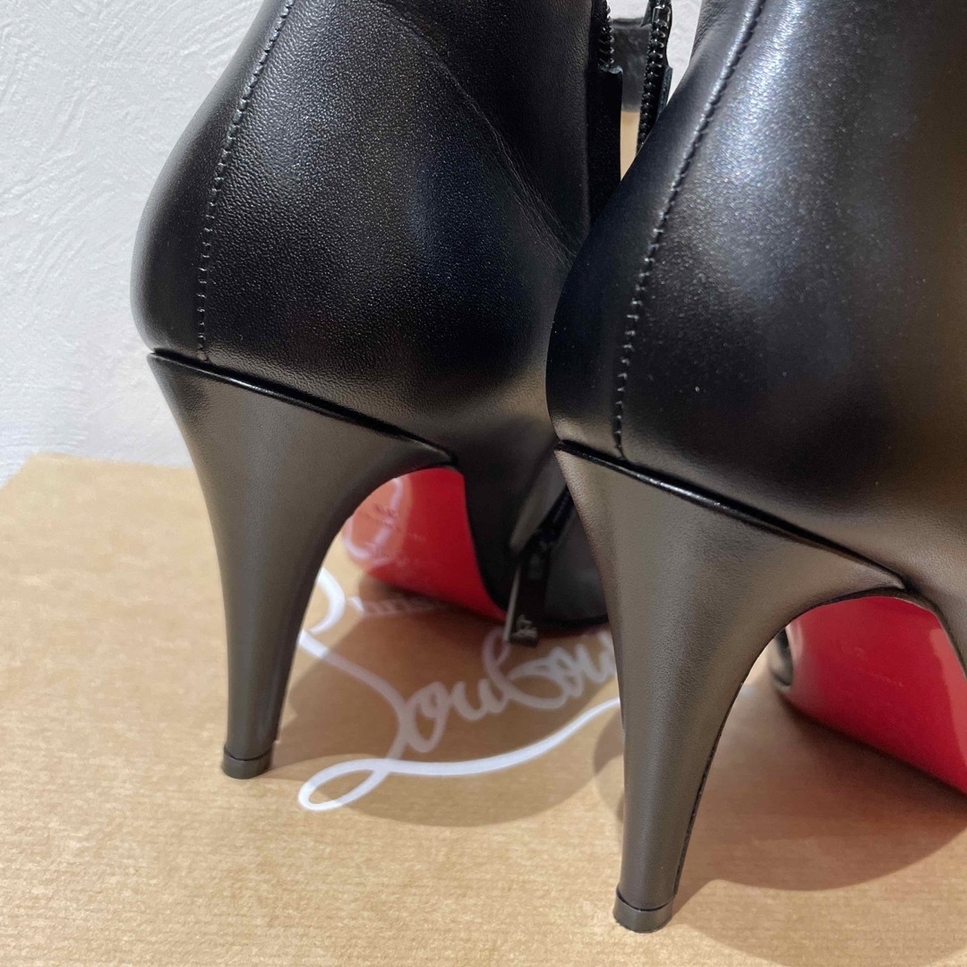 Christian Louboutin(クリスチャンルブタン)のクリスチャンルブタン♦︎BELLE 85 CALF ブーティ レディースの靴/シューズ(ブーティ)の商品写真