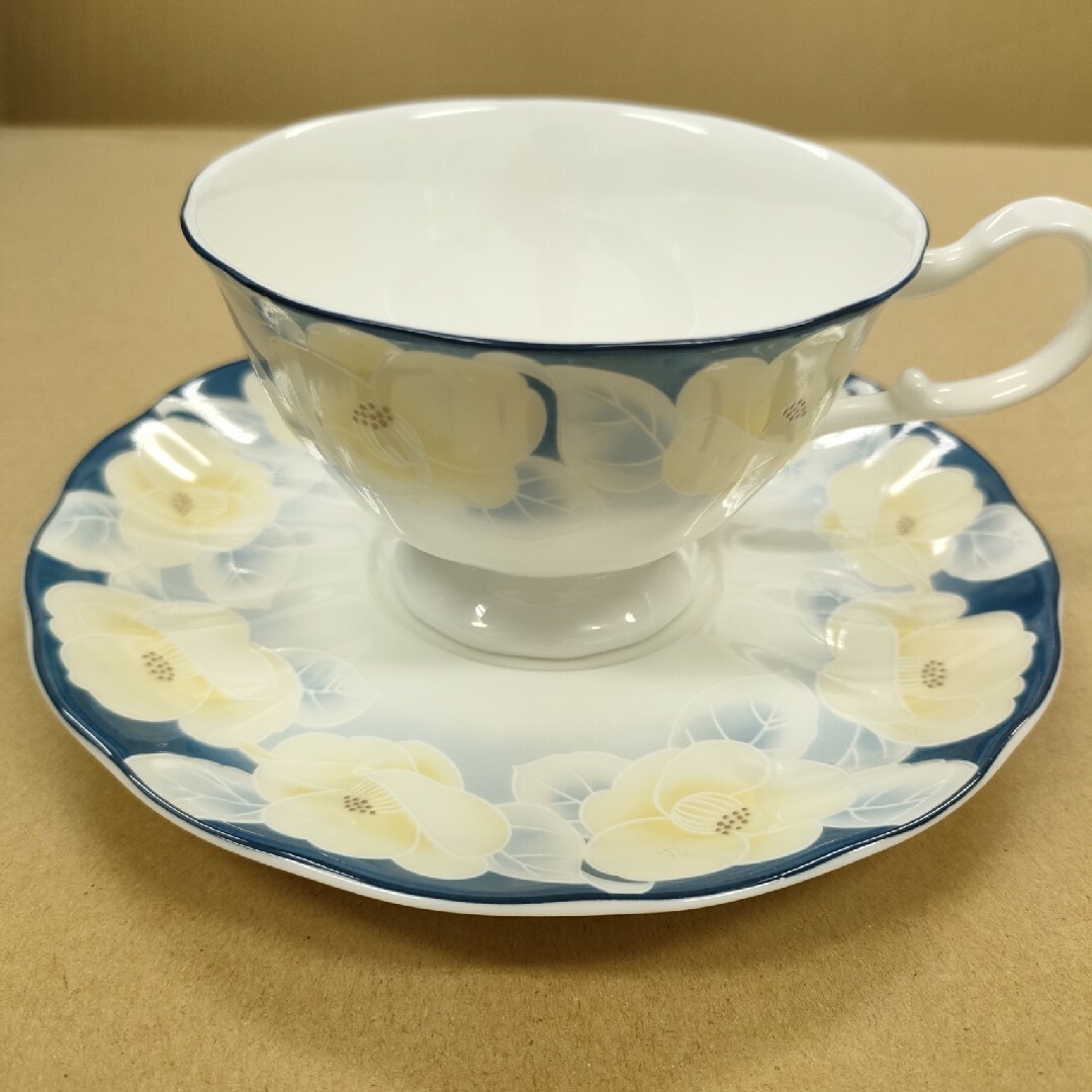 NARUMI(ナルミ)のNARUMI BONE CHINA ティーカップ インテリア/住まい/日用品のキッチン/食器(グラス/カップ)の商品写真