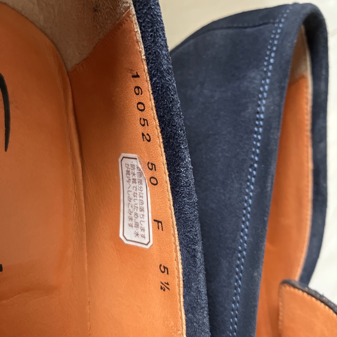Santoni(サントーニ)のサントーニ　ローファー　スエード　ネイビー　サイズ51/2 メンズの靴/シューズ(ドレス/ビジネス)の商品写真