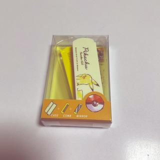 ポケモン(ポケモン)の3WAYコーム「Pikachu number025」ピカチュウ_アップ(キャラクターグッズ)