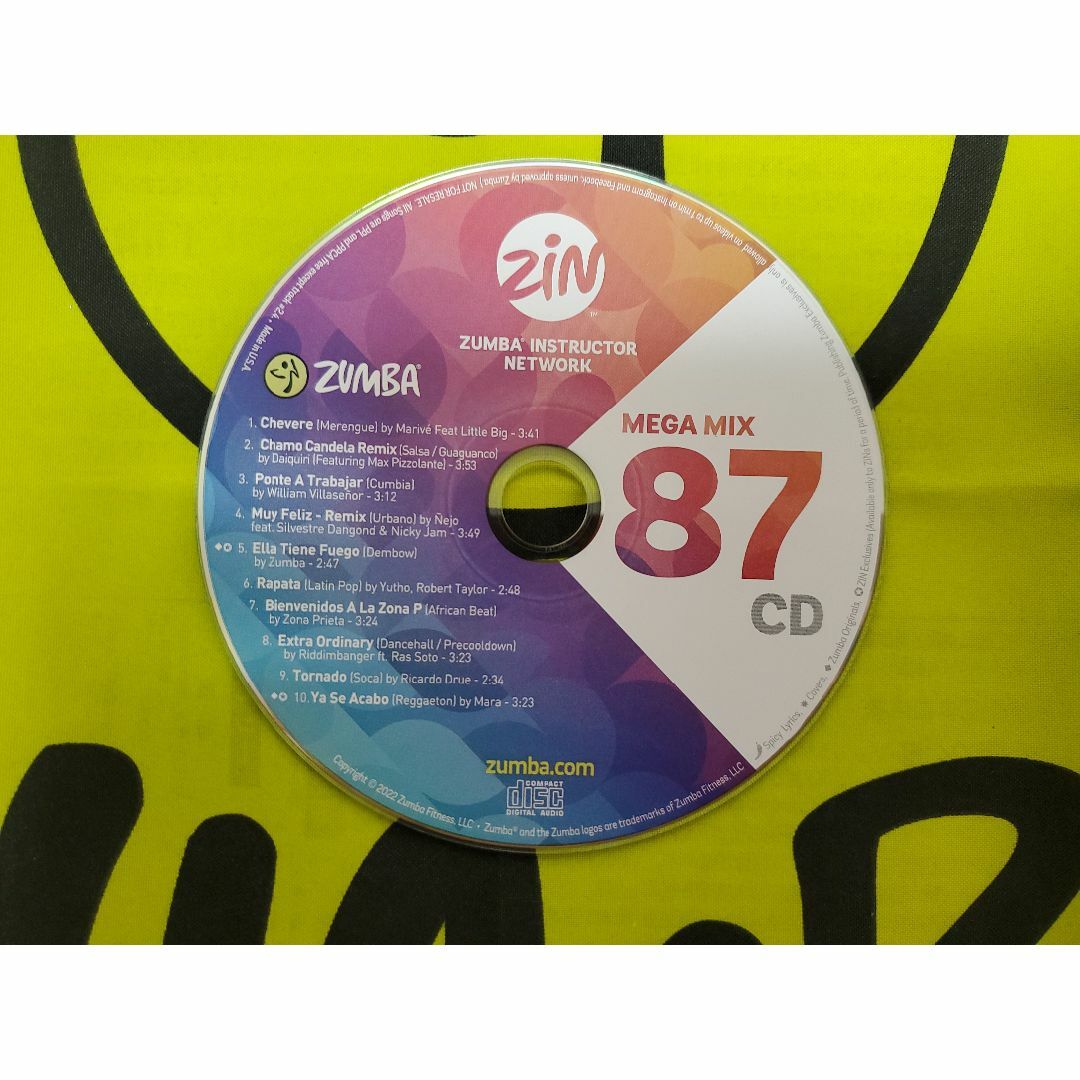 Zumba(ズンバ)のZUMBA　ズンバ　MEGAMIX87　メガミックス８７　CD エンタメ/ホビーのCD(ワールドミュージック)の商品写真