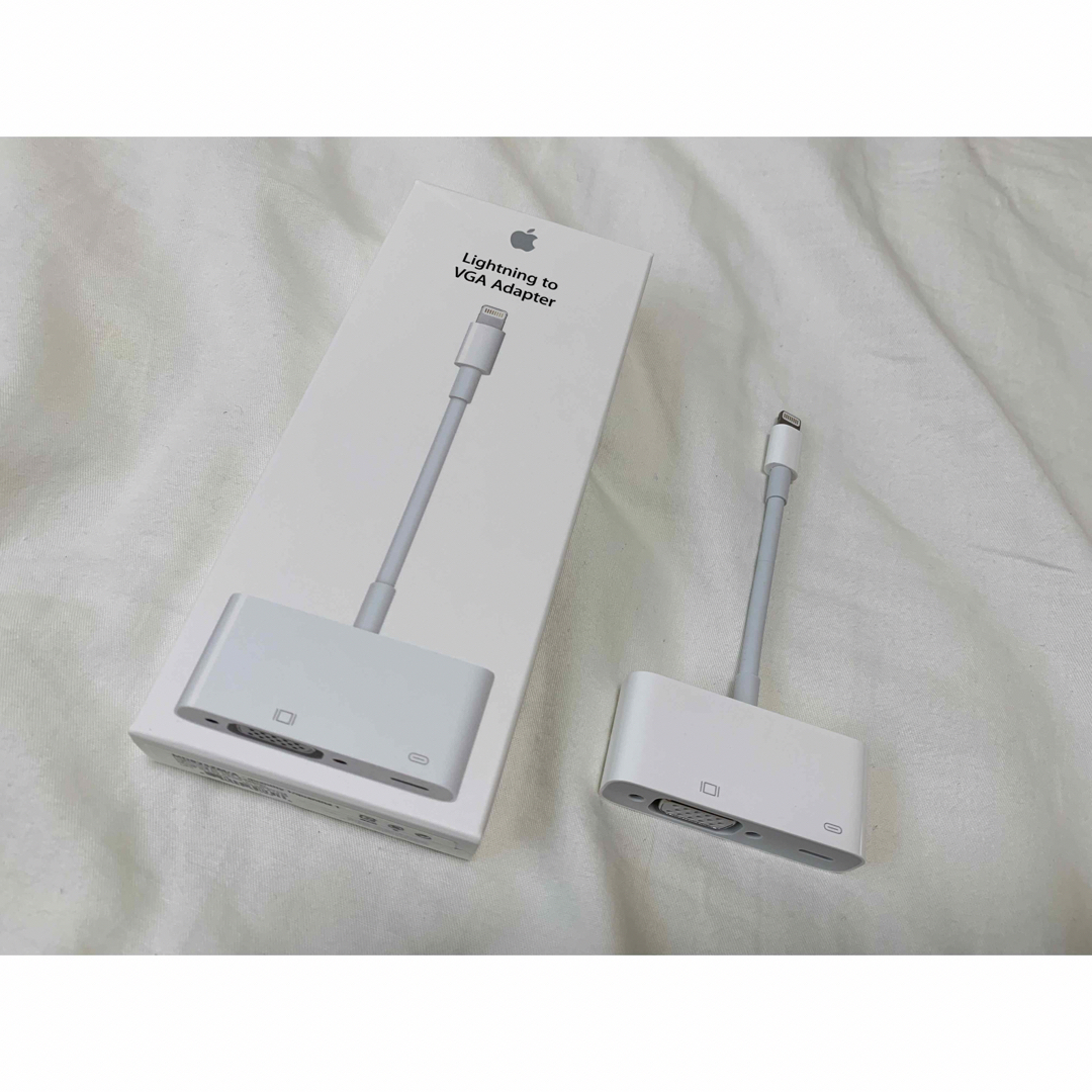 Apple APPLE正規品 Lightning VGAアダプタ MD825ZM/A の通販 by an's shop｜アップルならラクマ