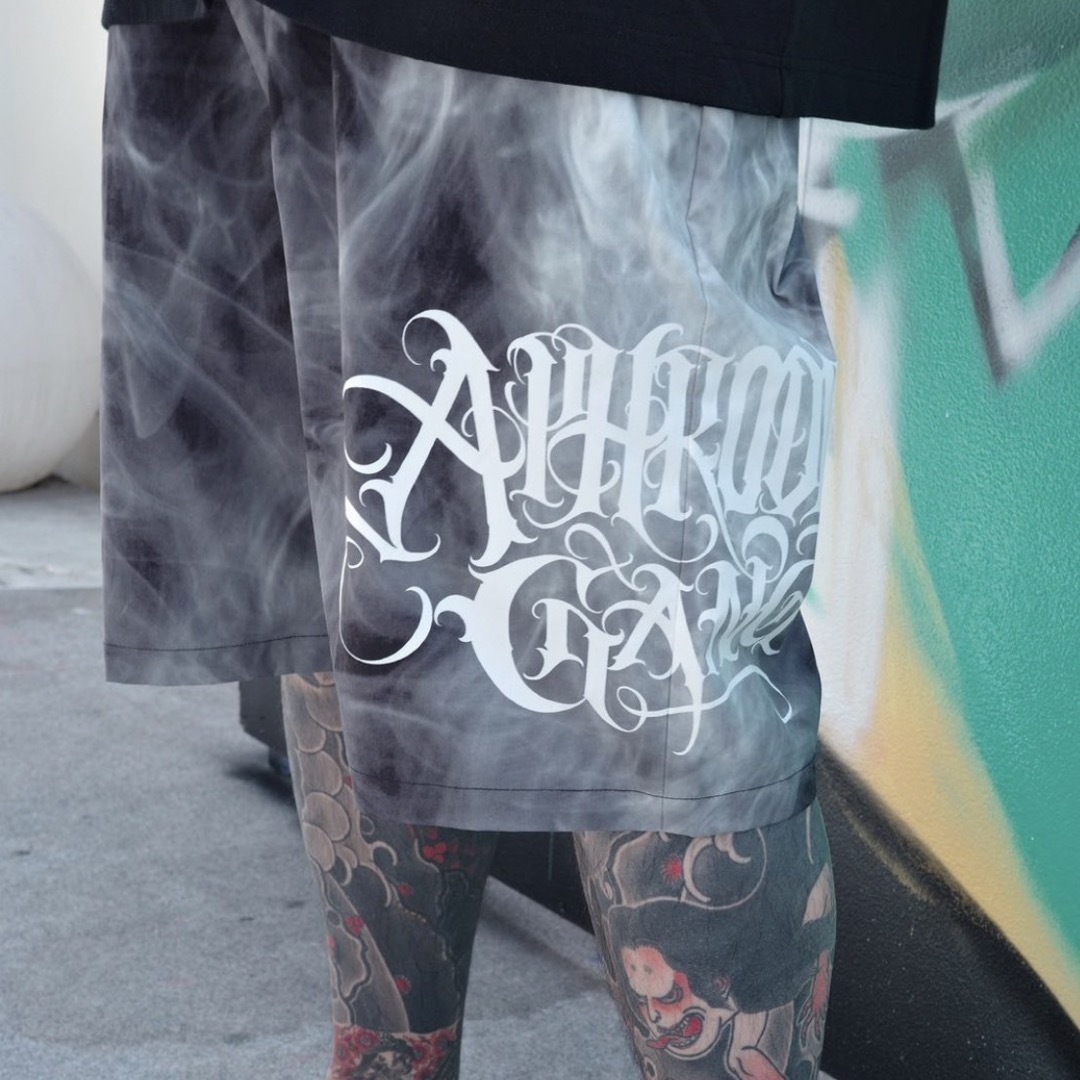 WACKO MARIA(ワコマリア)の舐達麻　 SMOKE CLASSIC LOGO BOARD SHORTS メンズのパンツ(ショートパンツ)の商品写真