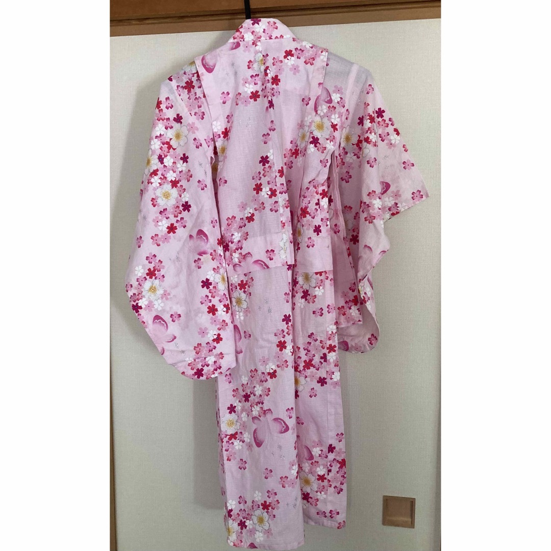 浴衣　女子　120 キッズ/ベビー/マタニティのキッズ服女の子用(90cm~)(甚平/浴衣)の商品写真