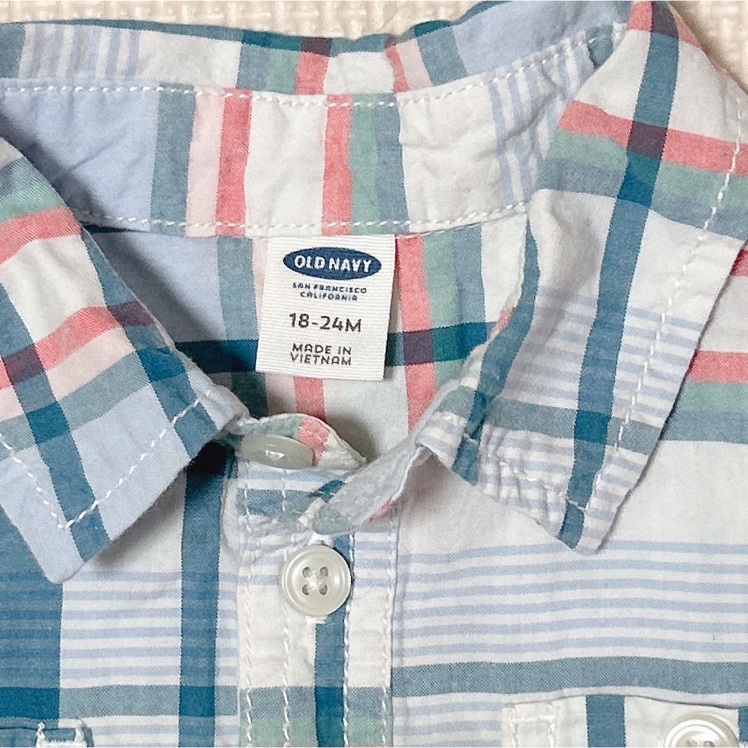 Old Navy(オールドネイビー)のOLD NAVY ブラウス　子供服　キッズ　サイズ90 チェックシャツ キッズ/ベビー/マタニティのキッズ服女の子用(90cm~)(ブラウス)の商品写真