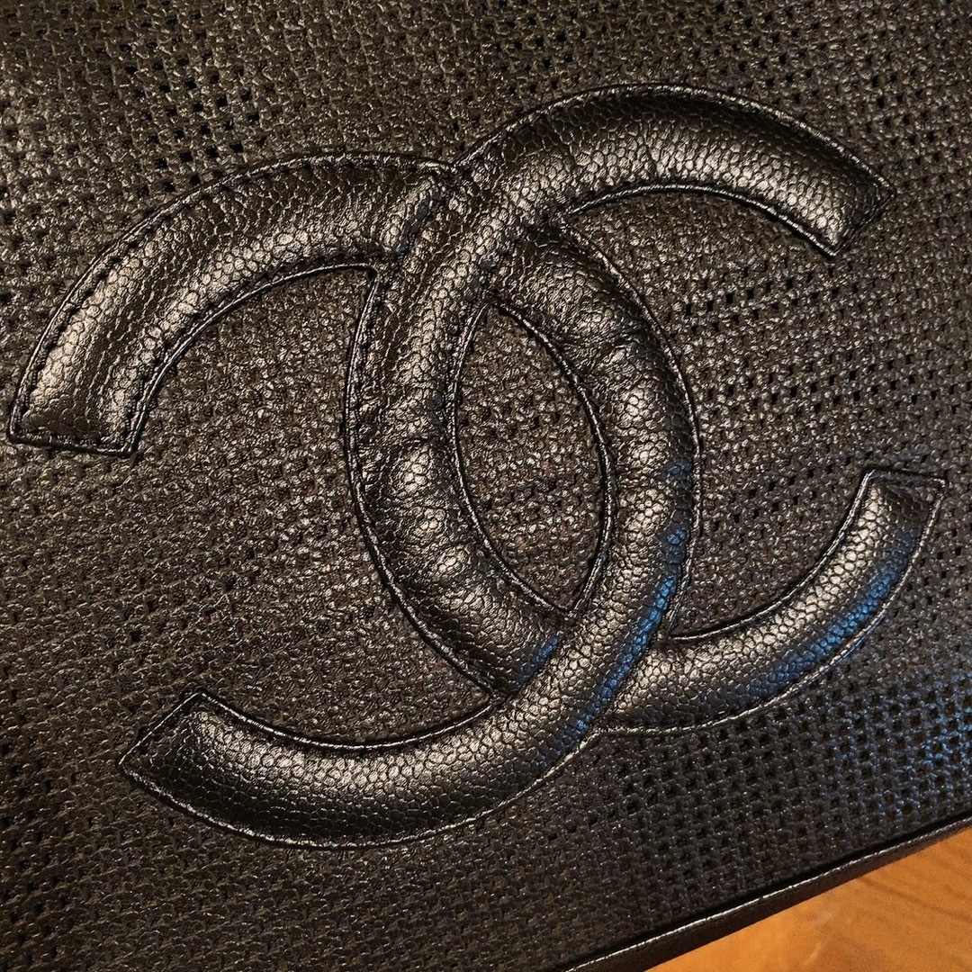 Chanel ハンドバッグ (すごく可愛いデザイン！)