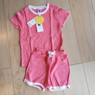 プチバトー(PETIT BATEAU)の♡新品未使用タグ付き♡プチバトー♡春夏♡半袖♡パジャマ♡女の子♡１０a♡(パジャマ)