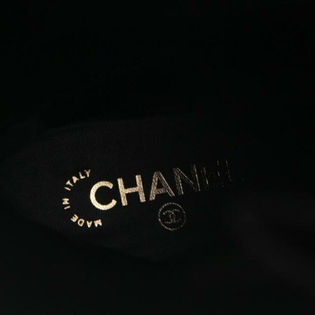 CHANEL(シャネル)のココマーク ブーツ レザー エナメルレザー ブラック レディースの靴/シューズ(ブーツ)の商品写真