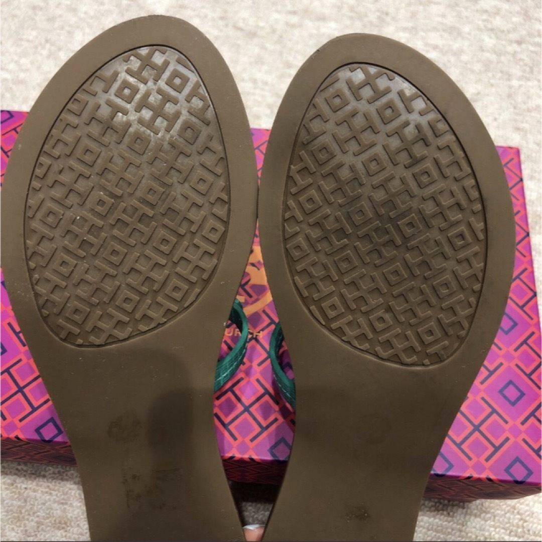 Tory Burch(トリーバーチ)の【美品】トリーバーチ　サンダル　サイズ5 (22.5) レディースの靴/シューズ(サンダル)の商品写真