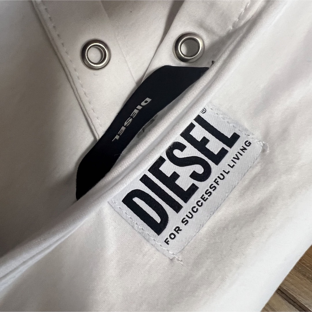 DIESEL(ディーゼル)のDIESEL  Tシャツ ストラップ付きTシャツ メンズのトップス(Tシャツ/カットソー(半袖/袖なし))の商品写真