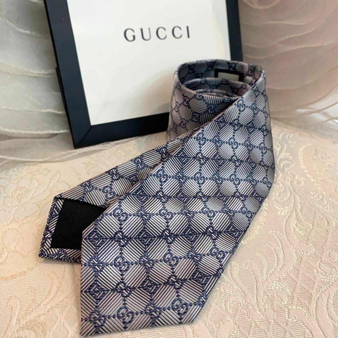 Gucci - ☆未使用品☆GUCCI GG柄 ネクタイ 細身 シルバーxブルー系の