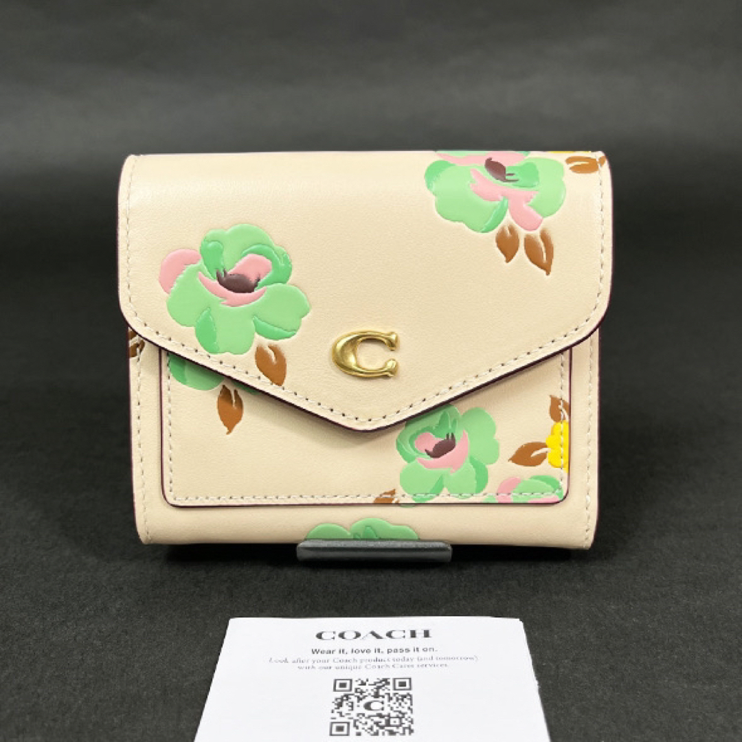 新品☆COACH(コーチ) イエロー 花柄 レザー 折り財布