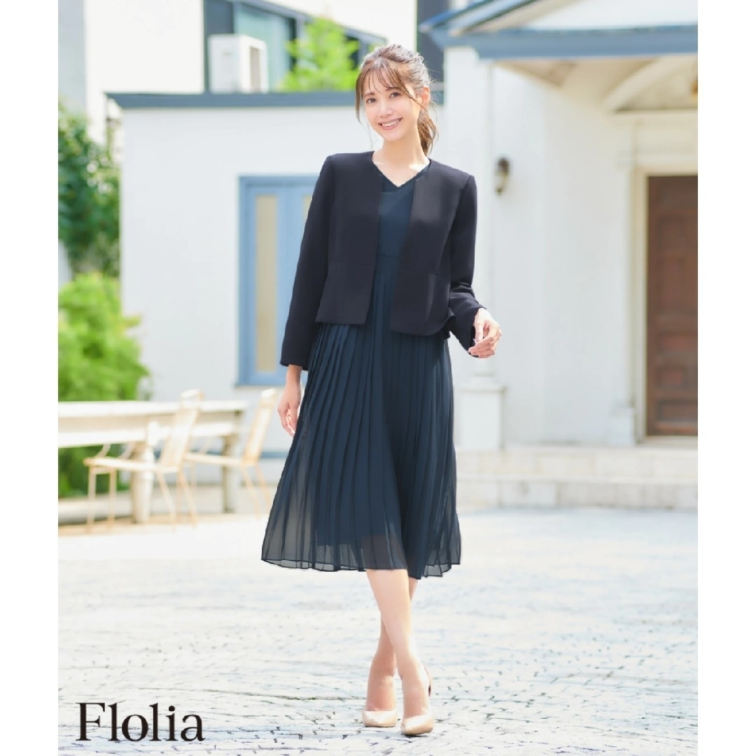 Flolia(フロリア)の◆ノーカラージャケットとシフォンワンピースの2点セットアップスーツ　Ｓ レディースのフォーマル/ドレス(スーツ)の商品写真