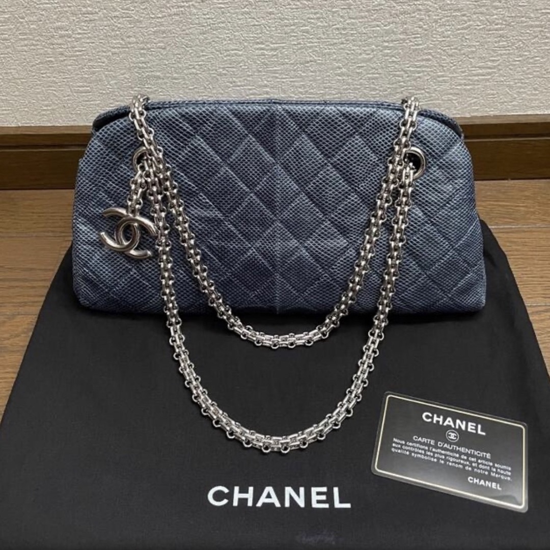 【CHANEL】シャネル パイソンチェーンショルダーバッグ