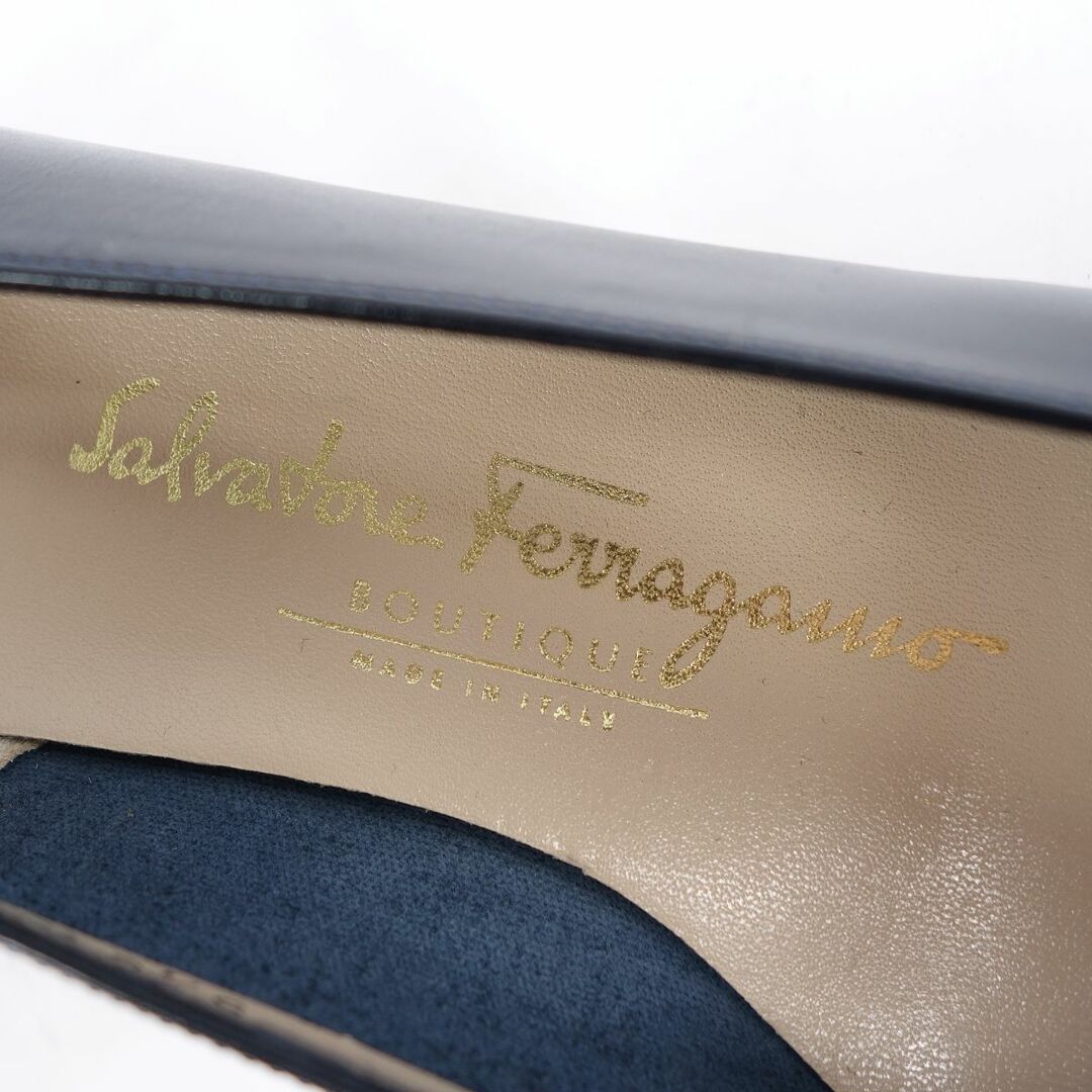 未使用 サルヴァトーレ フェラガモ Salvatore Ferragamo 未使用 サルヴァトーレ フェラガモ Salvatore Ferragamo