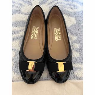 サルヴァトーレフェラガモ(Salvatore Ferragamo)のフェラガモ キルティング フラットシューズ(バレエシューズ)