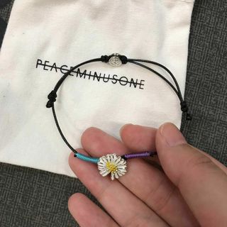 peaceminusone PMO String bracelet ブレスレットの通販|ラクマ
