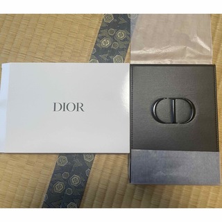ディオール(Dior)の【新品未使用/非売品】Dior 2023年限定スタンドミラー(ミラー)