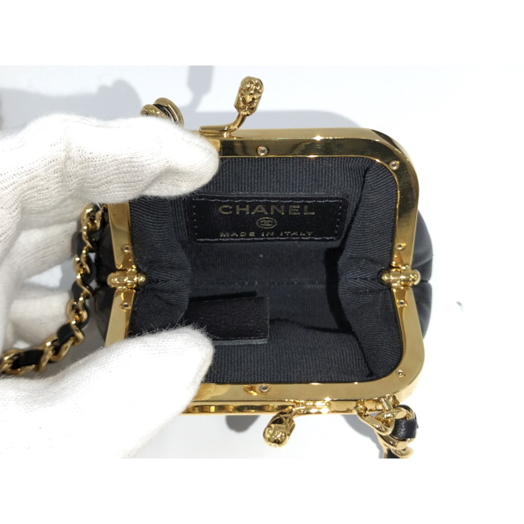 CHANEL - CHANEL がま口 スモール チェーンウオレット レザー CHANEL - CHANEL がま口 スモール チェーンウオレット レザー