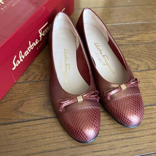 美品 Salvatore Ferragamo バレエシューズ6.5