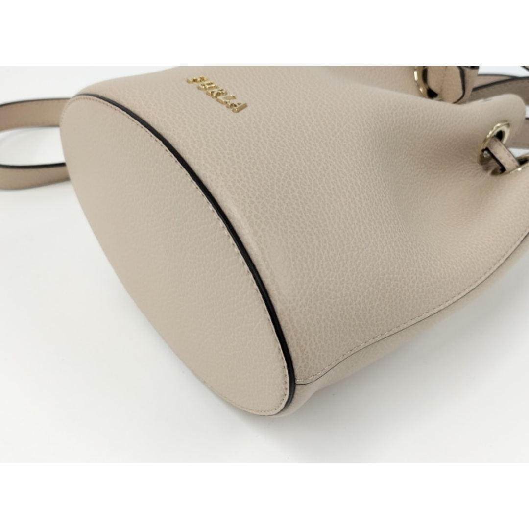 FURLA ショルダーバッグ 巾着 レザー ピンクベージュ 2