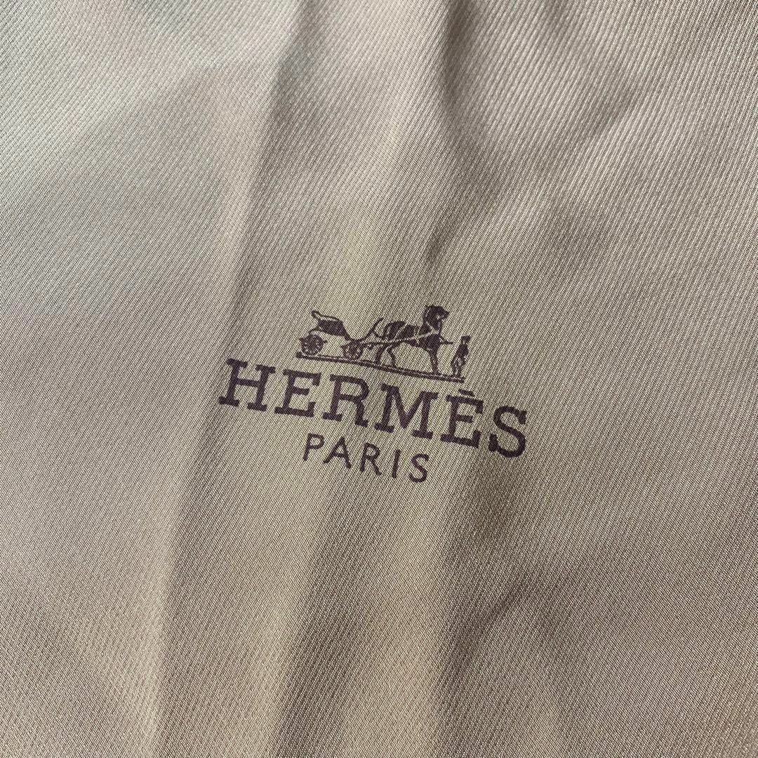 エルメス HERMES ポワントゥ 三角スカーフ シルク