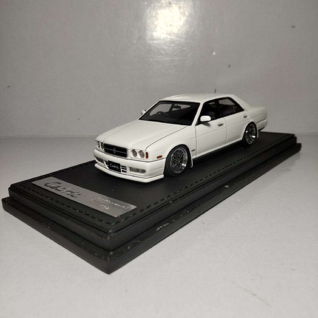 日産 セドリック グランツーリスモ Y32 イグニッションモデル 1/43