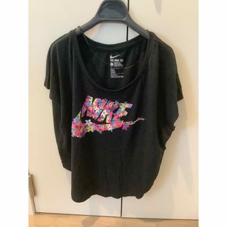 ナイキ(NIKE)のNIKE ナイキ　黒　tシャツ　Ｌ(Tシャツ(半袖/袖なし))