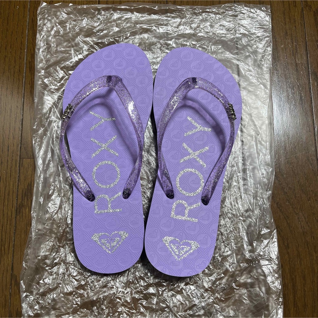 Roxy(ロキシー)のROXYロキシービーチサンダルほぼ未使用紫キラキラ レディースの靴/シューズ(ビーチサンダル)の商品写真