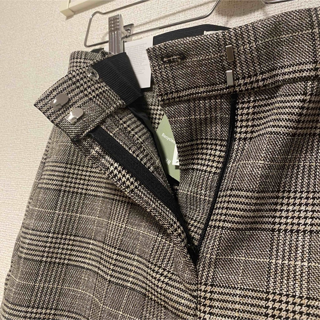 H&M(エイチアンドエム)の《新品》 H&M レディース スラックス パンツ パンツスーツ チェック柄 レディースのパンツ(その他)の商品写真