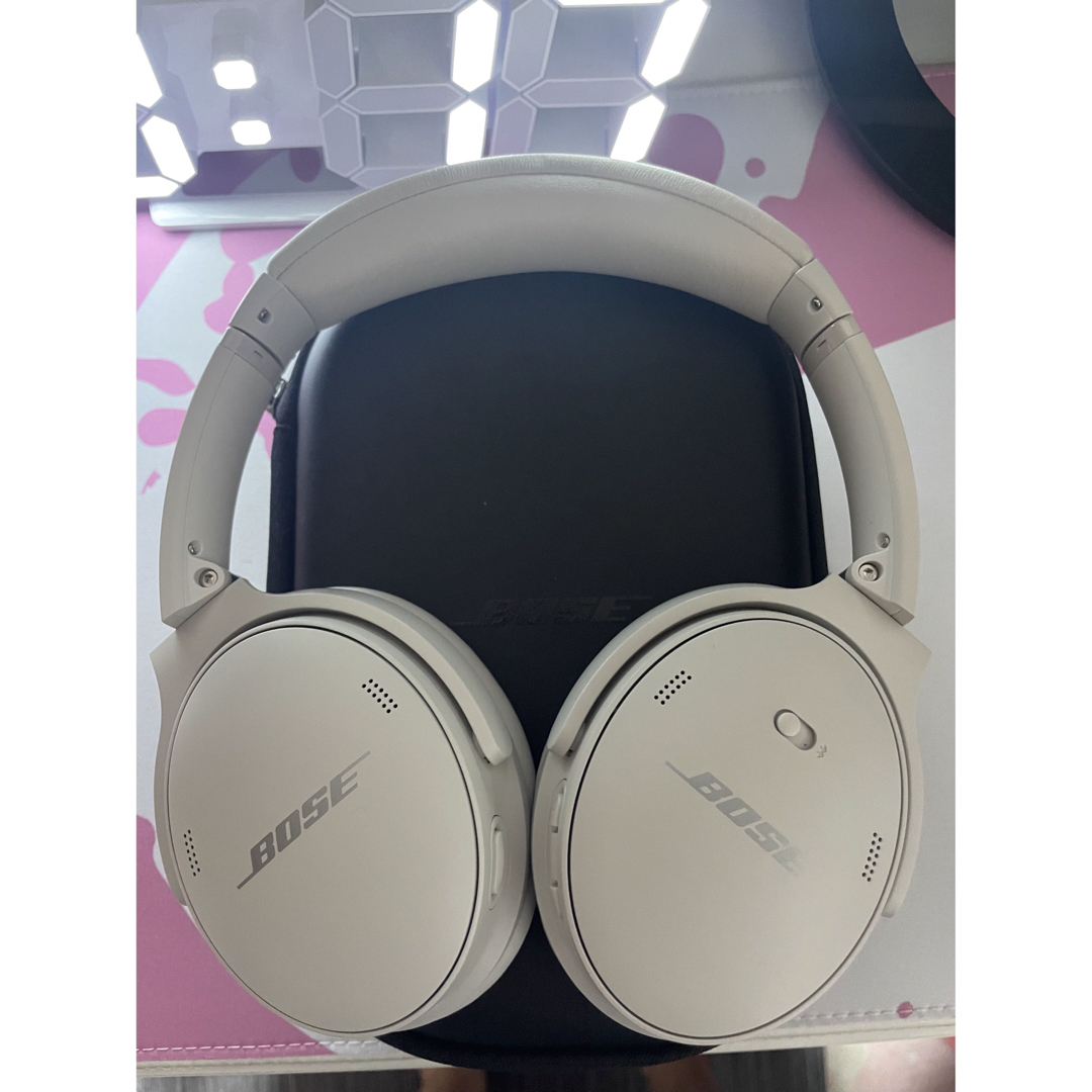 BOSE - BOSEワイヤレスヘッドホン ホワイトスモーク QuietComfort 45の