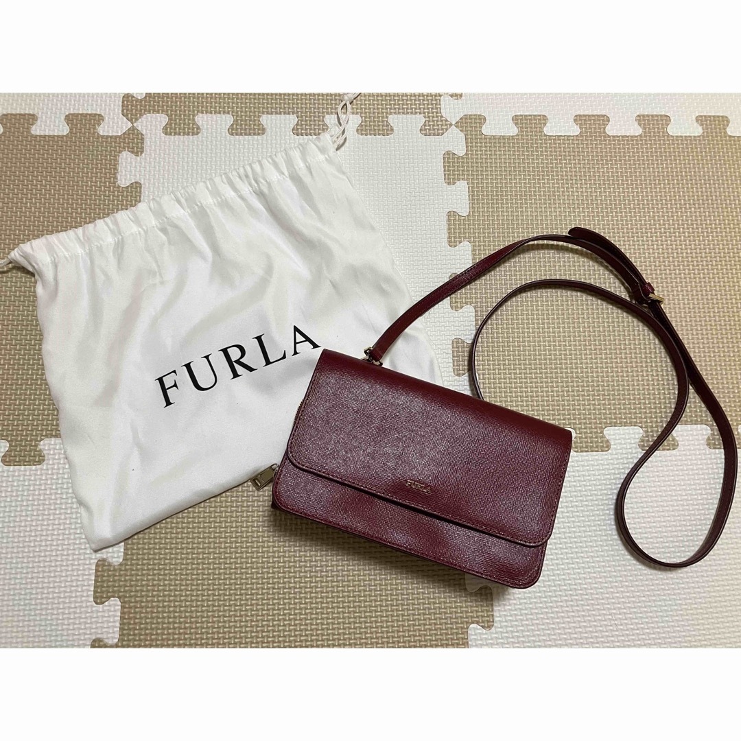 FURLA お財布バッグ