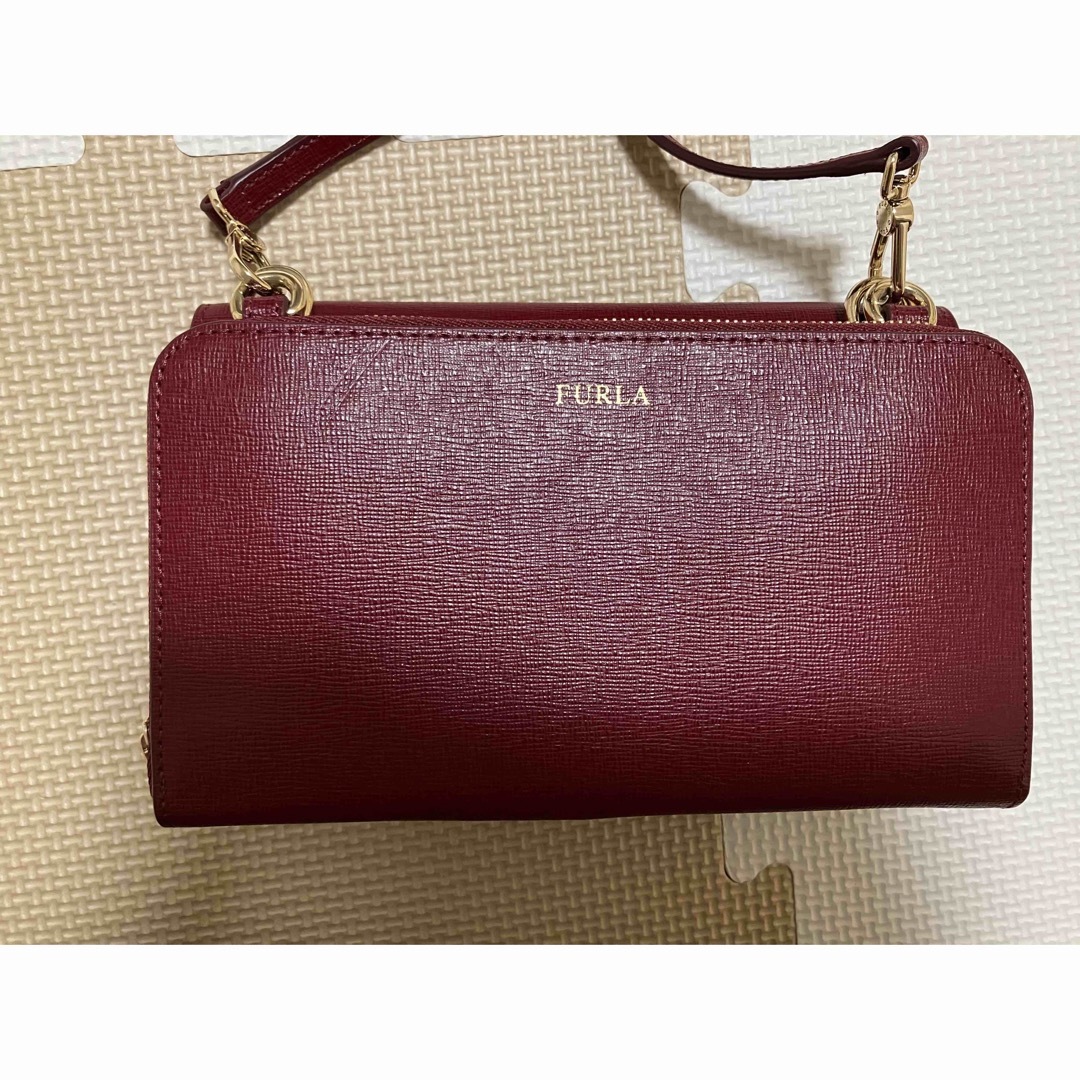 FURLA お財布バッグ 3