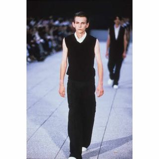 ラフシモンズ(RAF SIMONS)のRAF SIMONS 1998-1999AW ノースリーブトップス／48／黒(Tシャツ/カットソー(半袖/袖なし))