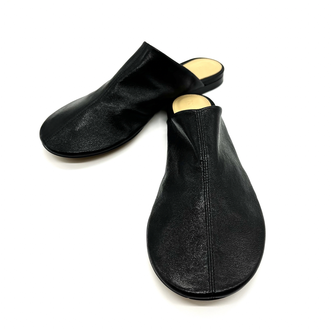 Bottega Veneta(ボッテガヴェネタ)のBOTTEGA VENETA レザーフラットシューズ サンダル 24cm 新品 レディースの靴/シューズ(サンダル)の商品写真