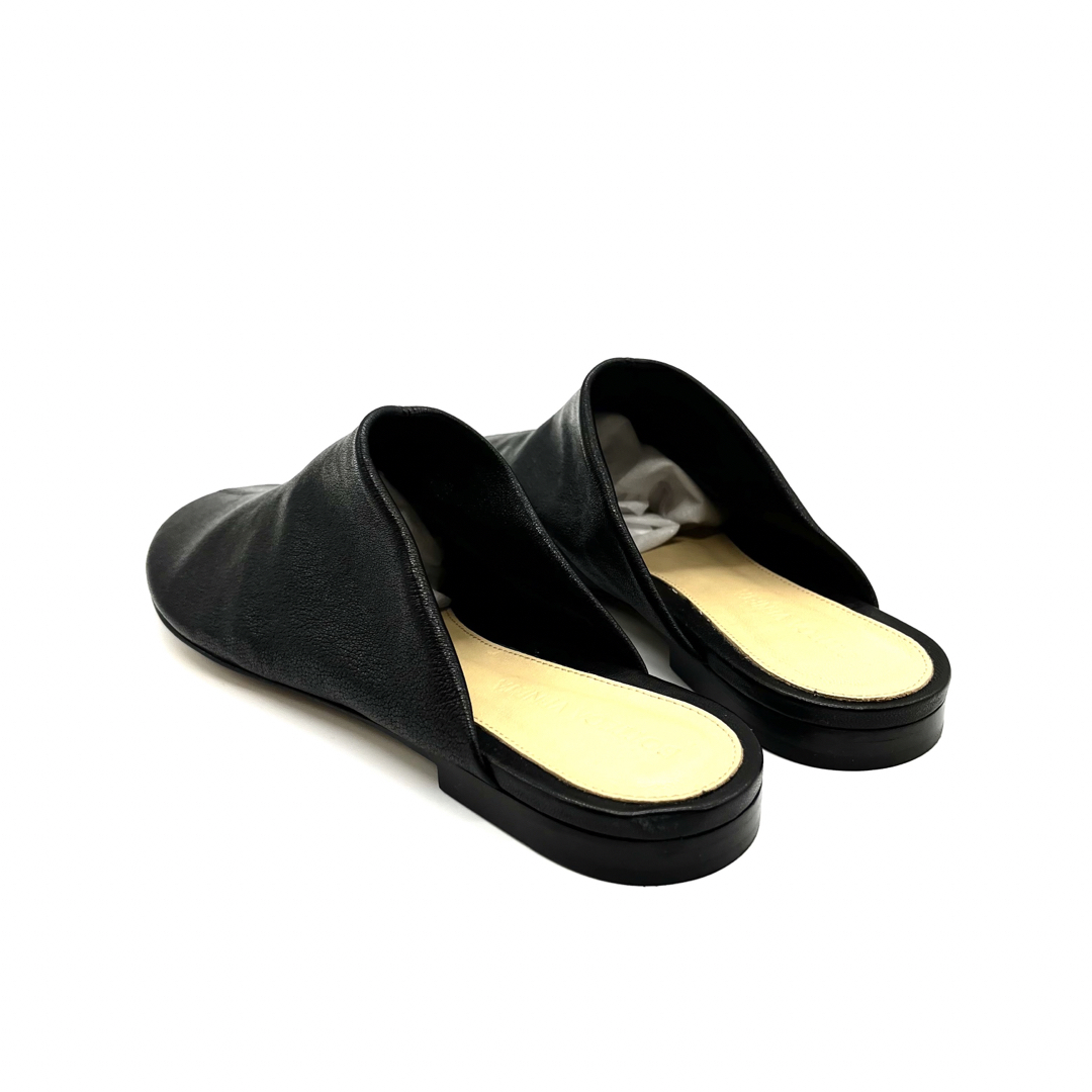 Bottega Veneta(ボッテガヴェネタ)のBOTTEGA VENETA レザーフラットシューズ サンダル 24cm 新品 レディースの靴/シューズ(サンダル)の商品写真