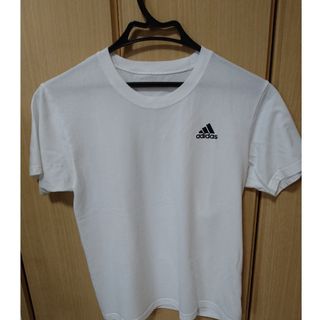 アディダス(adidas)のアディダス　Tシャツ(Tシャツ/カットソー(半袖/袖なし))