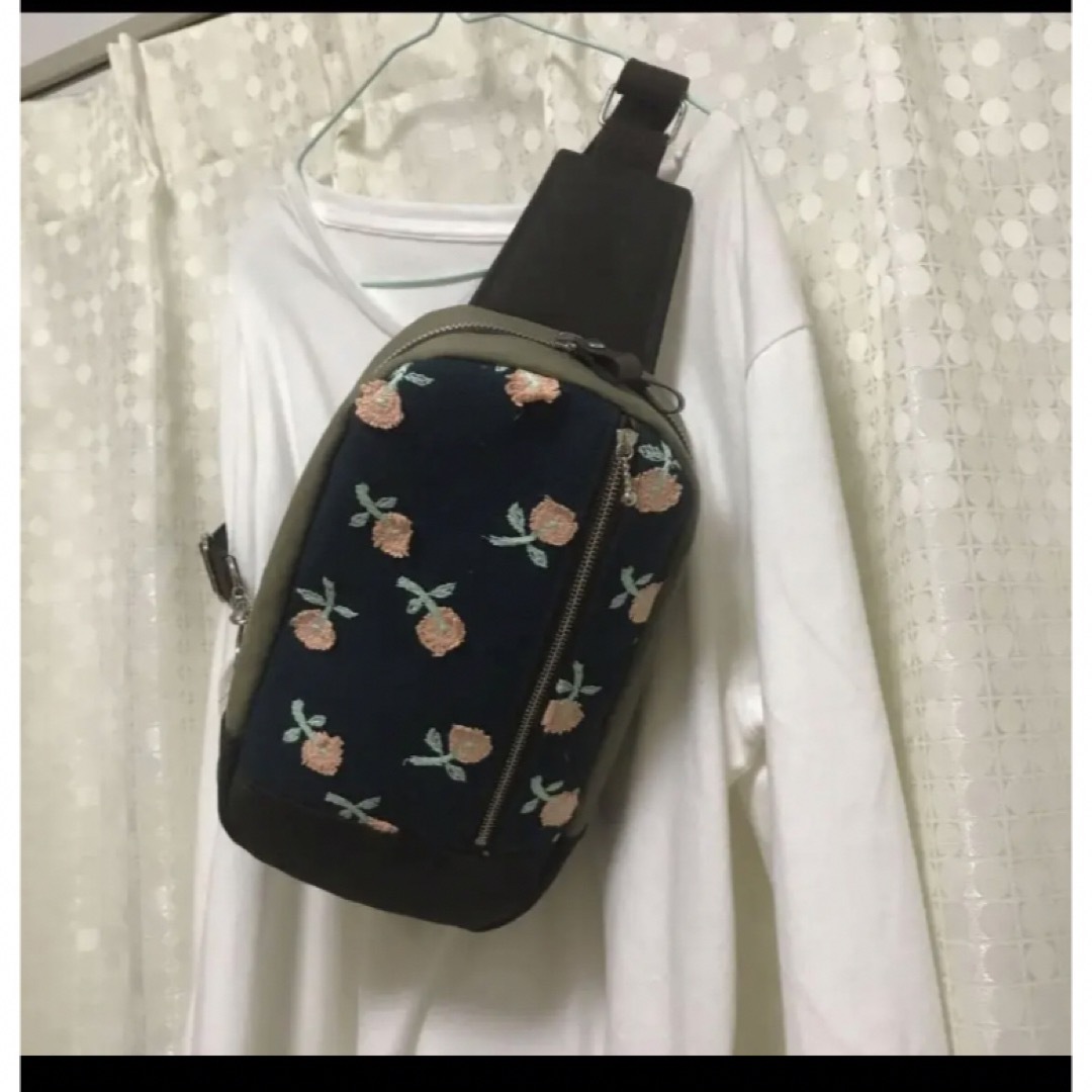 ミナペルホネン ハンドメイド BOXタイプボディバッグ スキップ ブラウン